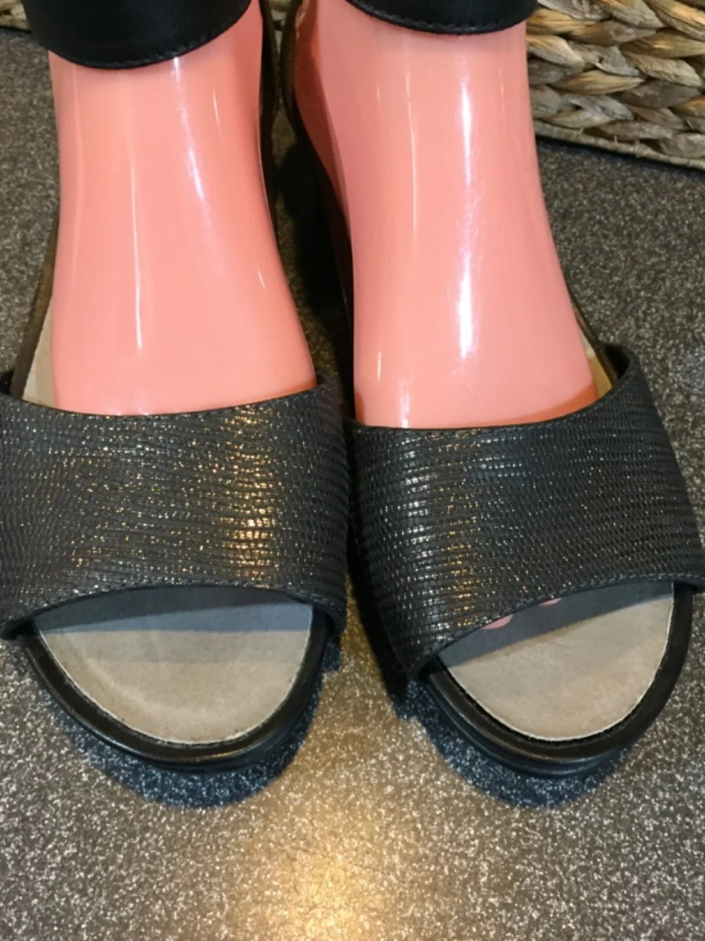Earth Black Textured Open-Toe Ankle Strap Sandals